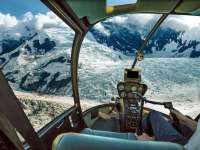 ALASKA EXCURSIES HELICOPTER DENALI shutterstock_386603260-WEB