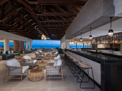 Avani_Plus_Barbarons_Seychelles_Bar_Barons_Bar_Counter-scaled